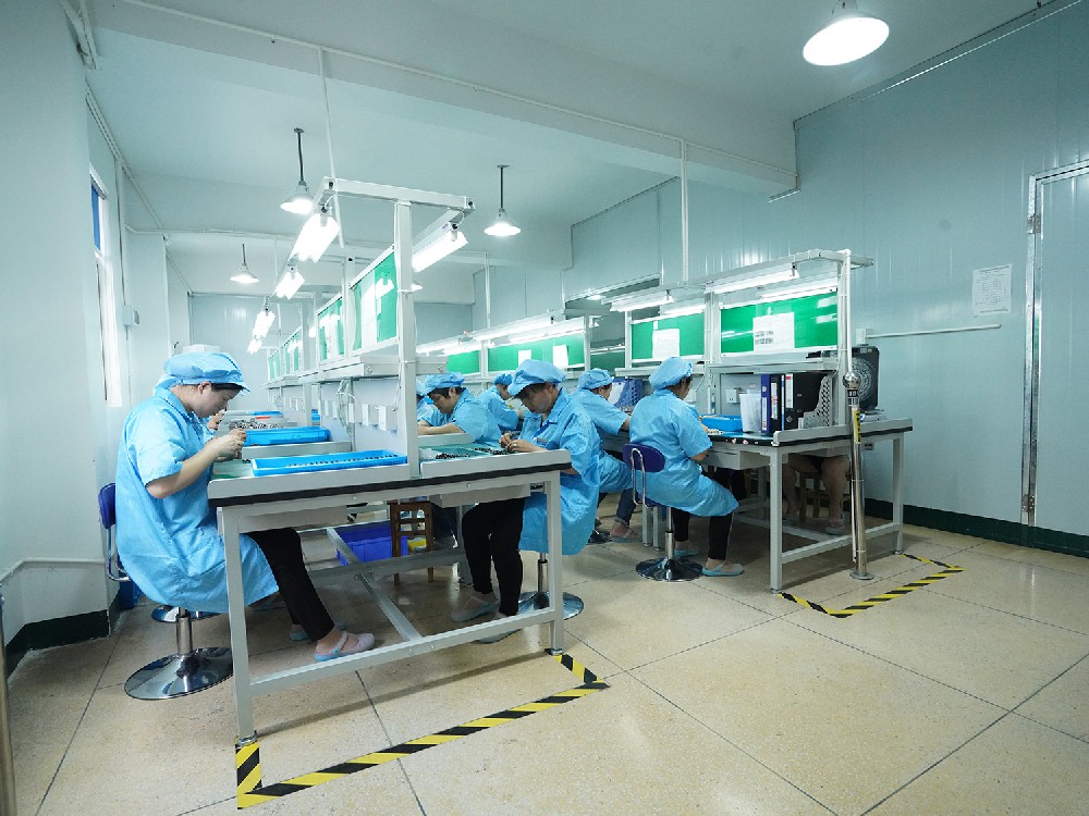 無(wú)塵組裝車間